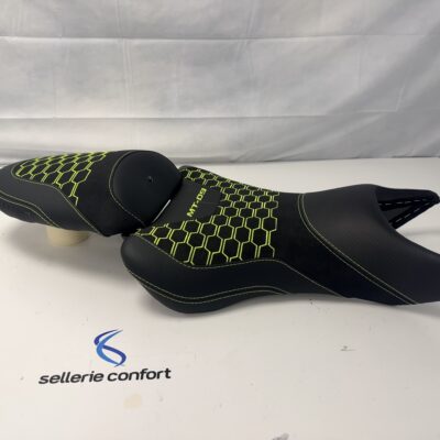 Selle confort moto YAMAHA Mt 09 2024 -nid d'abeille REF:8992