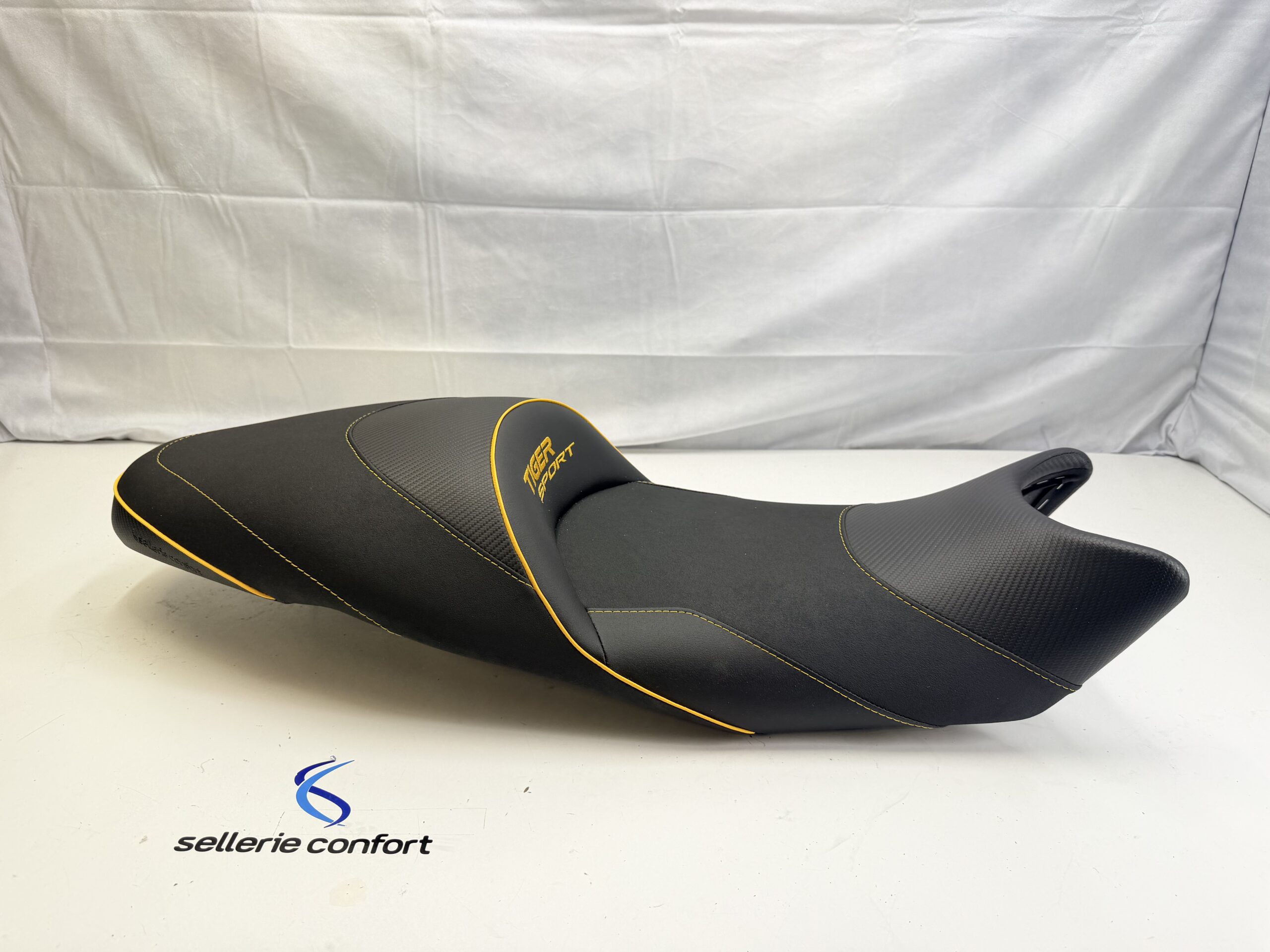 Selle confort Triumph Tiger 660-800 sport avec gel avant et arrière
