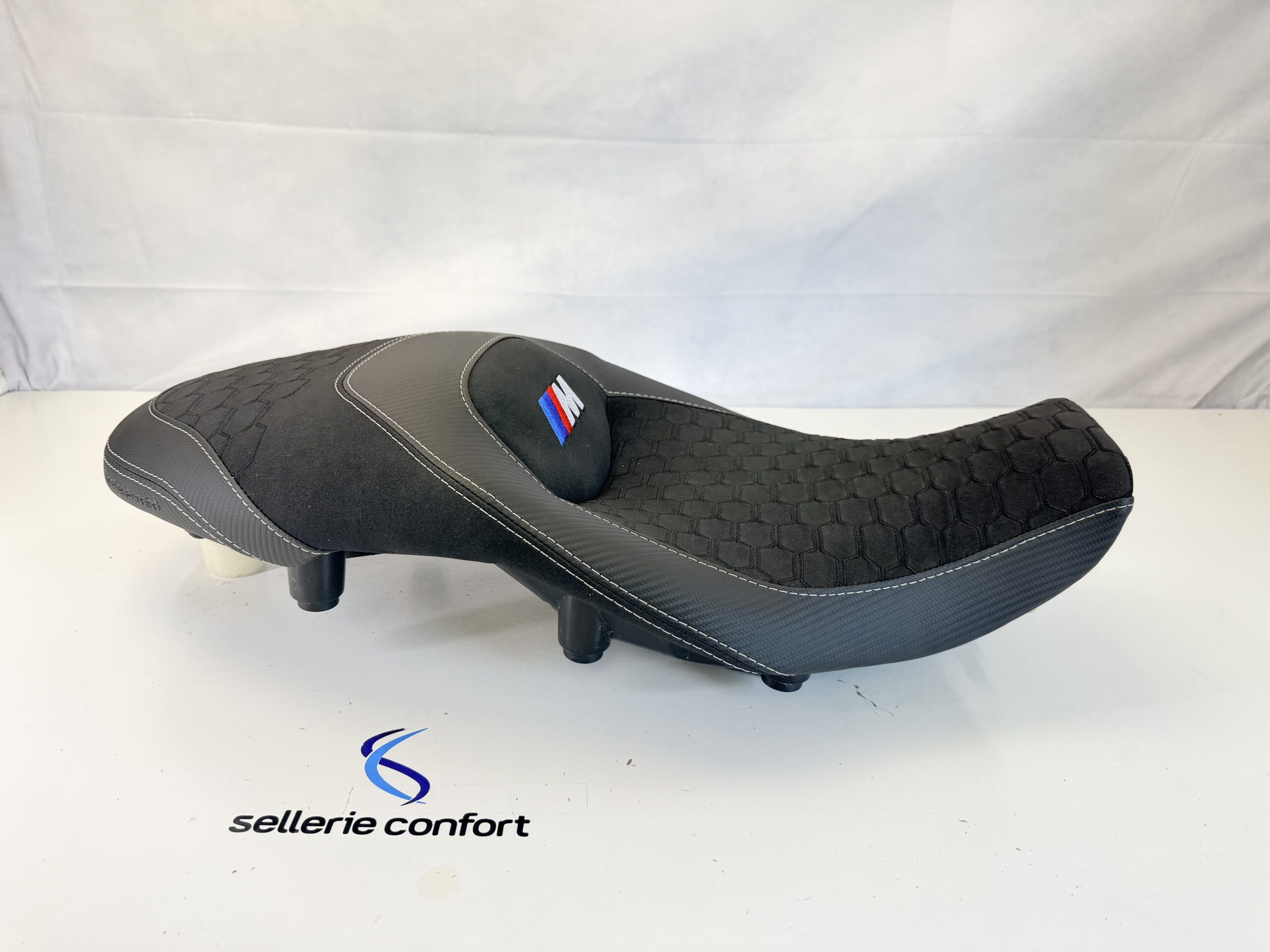 Selle confort moto BMW S 1000 XR - Nid d'abeilles